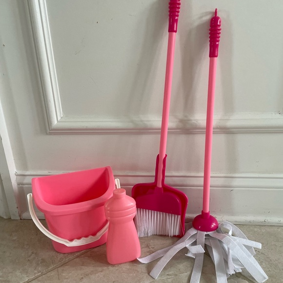 Pink Little Girl Mop, Broom, Bucket And Soap Set Kitchen Set - Picture 1 of 1